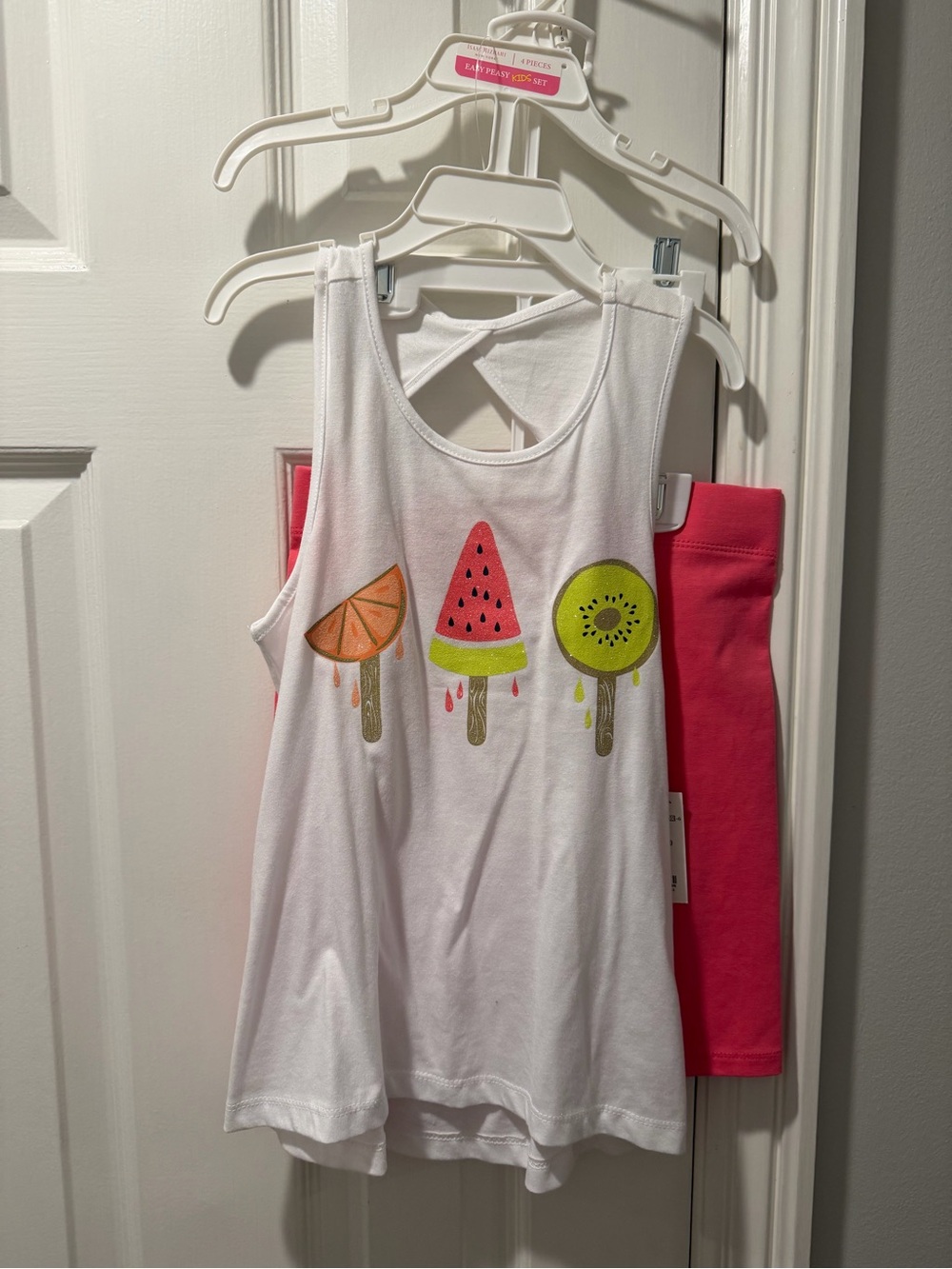 Isaac Mizrahi Girls White Fruit Graphic Tank Top with Pink Shorts size 7/8